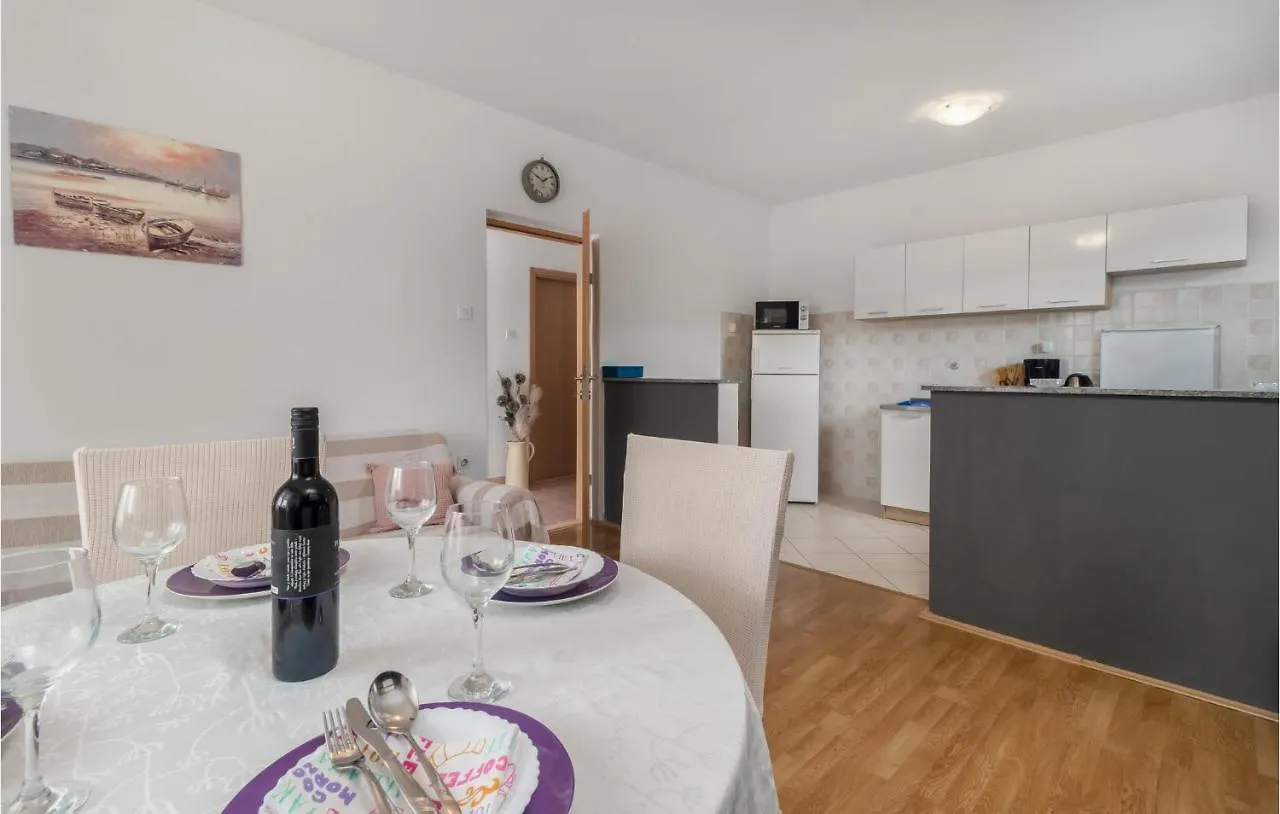 2 Bedroom Stunning Apartment In Novi Vinodolski