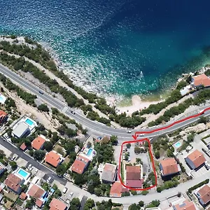  Apartman Grabrova Cove